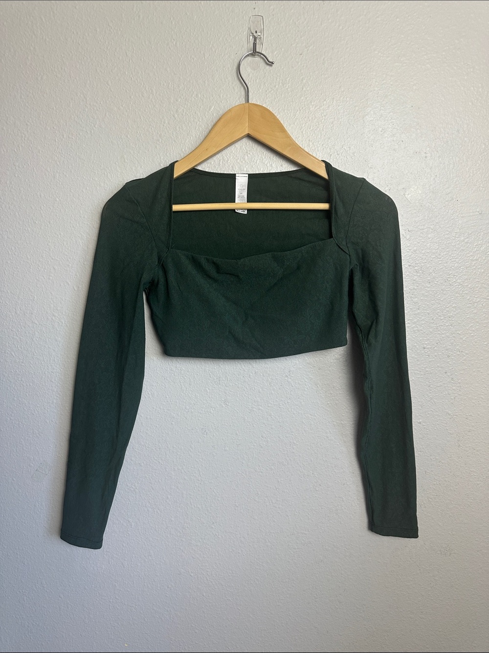 Aerie lace yoga crop top with built in bra
